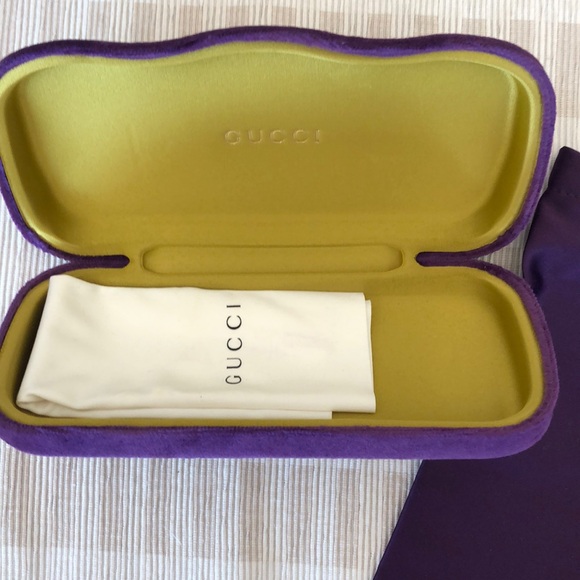 Gucci purple velvet sunglasses case